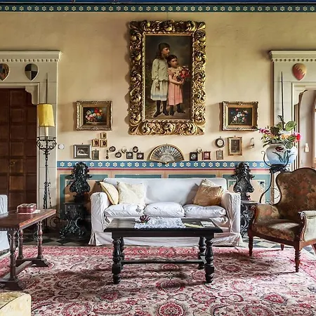 Castello Machiavelli Bed & Breakfast