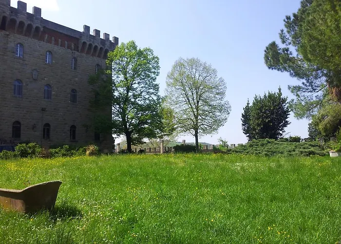 Alojamento de Acomodação e Pequeno-almoço Castello Machiavelli *