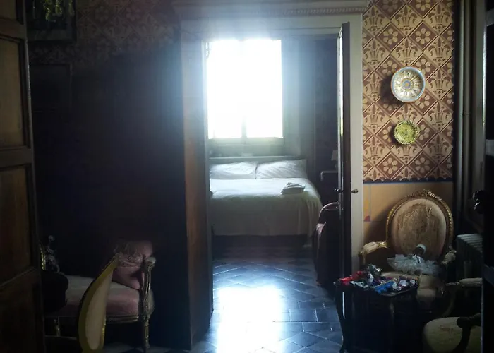 Castello Machiavelli فندق مبيت وإفطار *